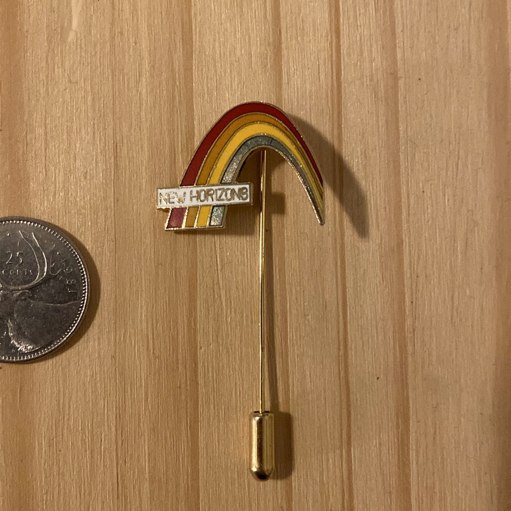 Rainbow pin